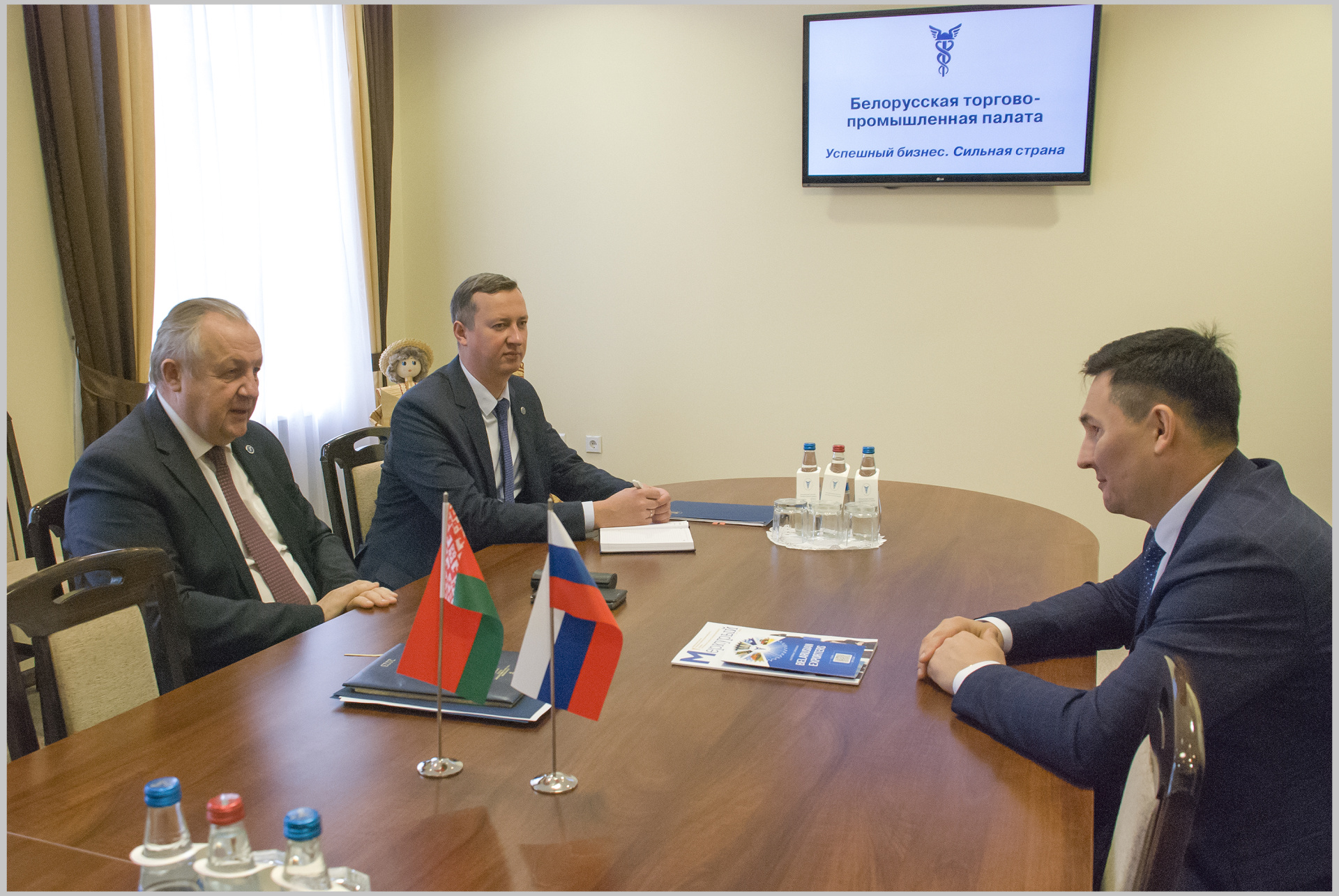 Сустрэча з дырэктарам гандлёва-прамысловай палаты Рэспублікі Мардовія Сустрэча з дырэктарам гандлёва-прамысловай палаты Рэспублікі Мардовія