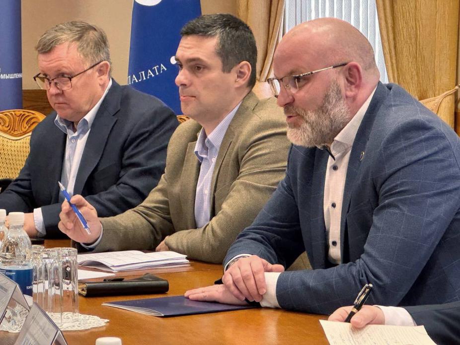 The Belarusian creators, who tried in the automobile gallery, faded away from the Krasnoyarsk Territory of the Ufa Tram-Trolleybus Plant The Belarusian creators, who tried in the automobile gallery, faded away from the Krasnoyarsk Territory of the Ufa Tram-Trolleybus Plant