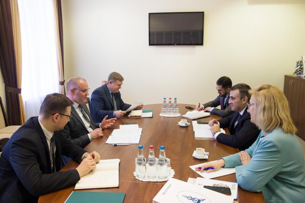 The BelCCI Deputy Chairman Denis Meleshkin meets Member of the EEC Board – Minister in charge of Internal Markets, Information Support, Information and Communication Technologies Varos Simonyan The BelCCI Deputy Chairman Denis Meleshkin meets Member of the EEC Board – Minister in charge of Internal Markets, Information Support, Information and Communication Technologies Varos Simonyan