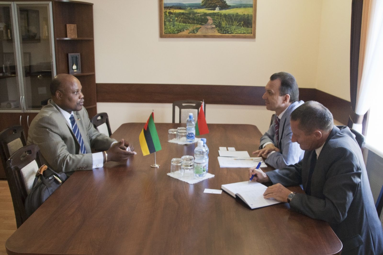 Встреча с Чрезвычайным и Полномочным Послом Мозамбика
