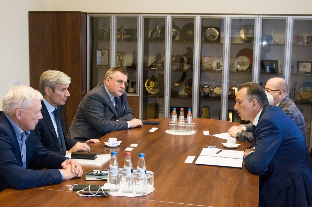 Meeting of the Chairman of the BelCCI V. Ulakhovich with the leadership of the St. Petersburg branch of "TD Kremlevsky" Meeting of the Chairman of the BelCCI V. Ulakhovich with the leadership of the St. Petersburg branch of "TD Kremlevsky"