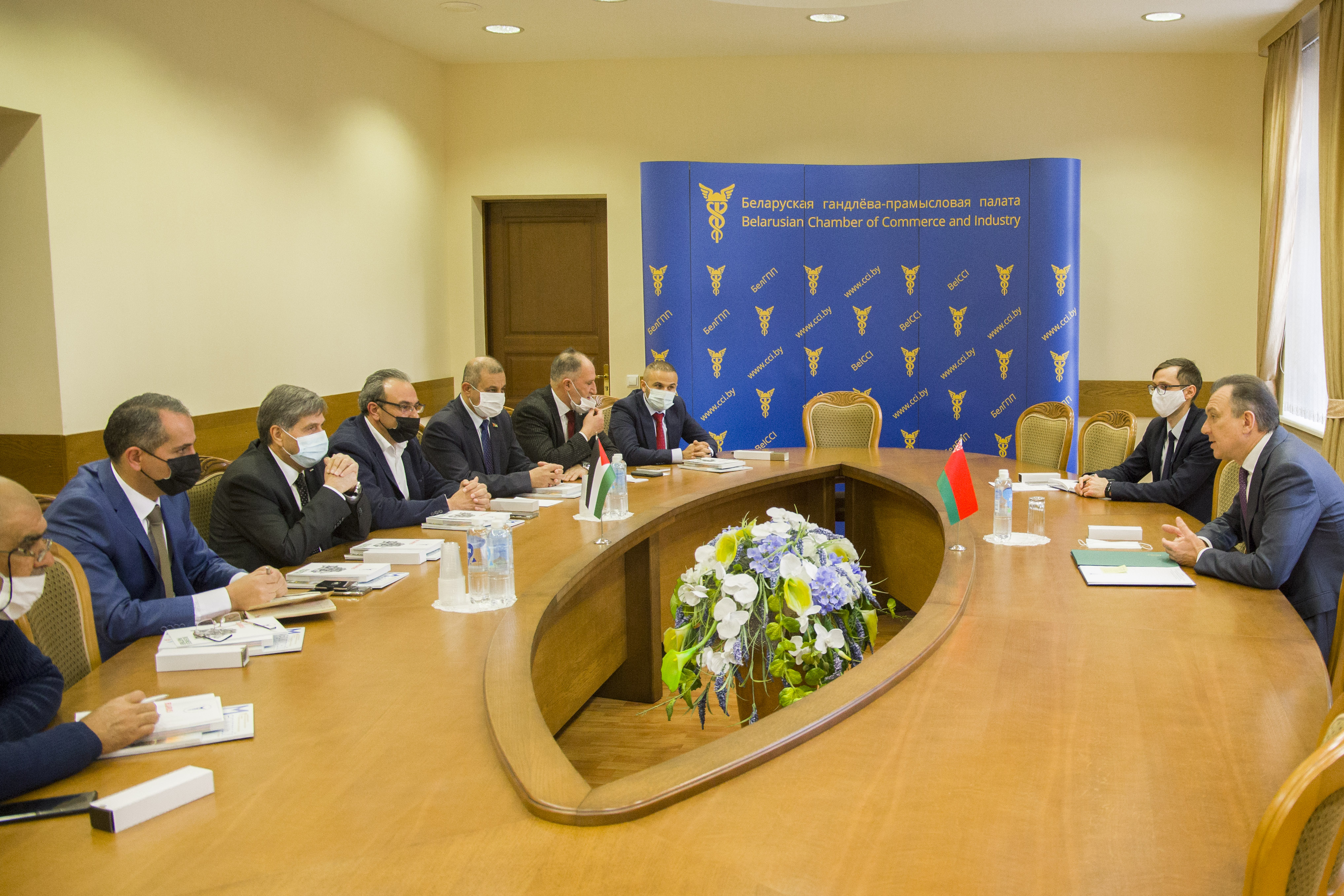 Встреча председателя БелТПП В.Улаховича с делегацией деловых кругов Палестины