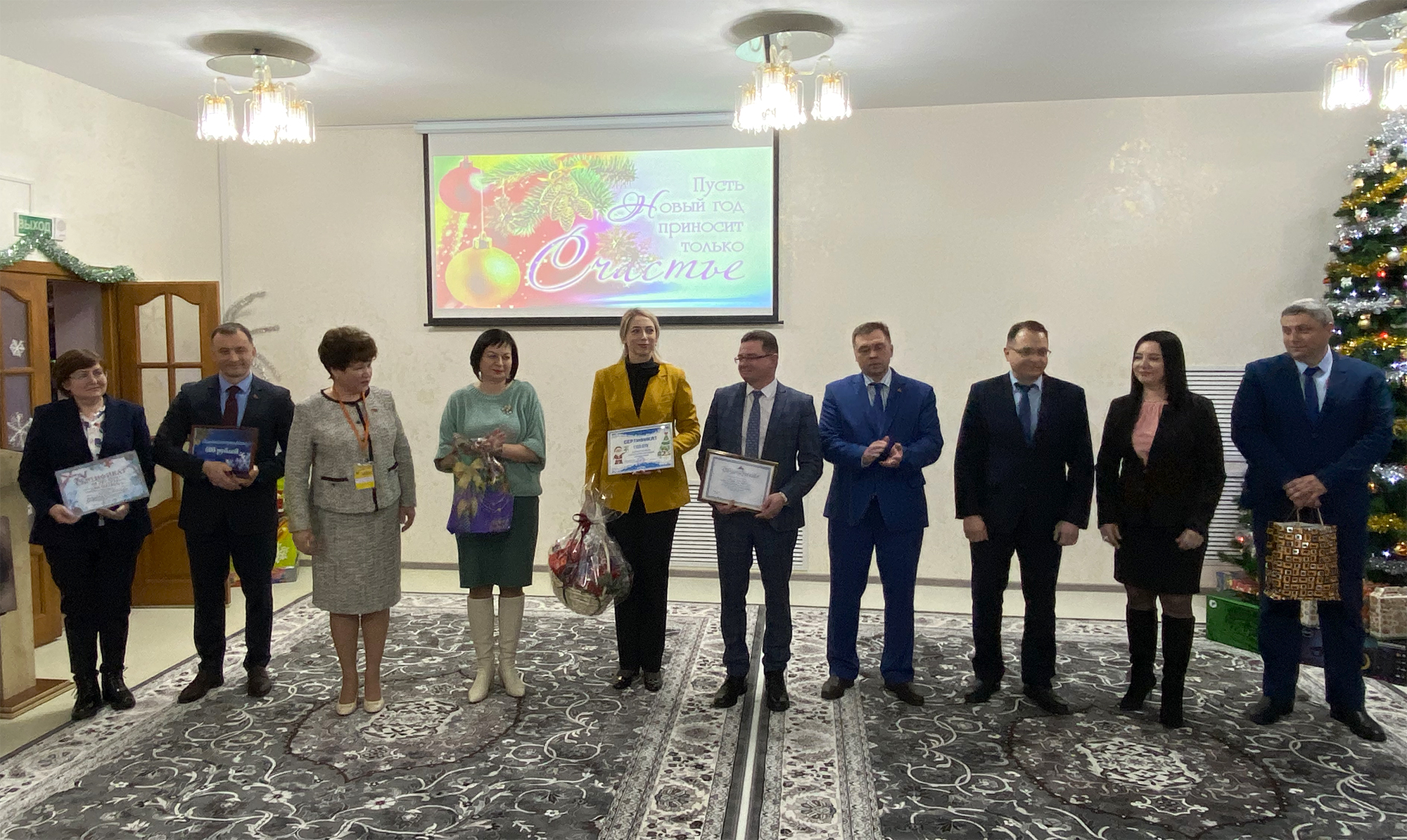 Витебское отделение БелТПП приняло участие в новогодней благотворительной акции "Наши дети 2023" Витебское отделение БелТПП приняло участие в новогодней благотворительной акции "Наши дети 2023"