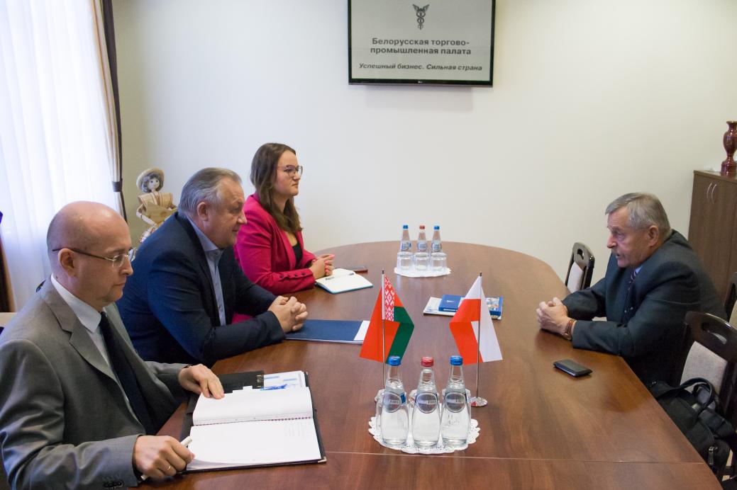 The BelCCI Chairman Mikhael Miatlikov meets Chairman of the Polish-Belarusian CCI Kazimierz Zdunowski The BelCCI Chairman Mikhael Miatlikov meets Chairman of the Polish-Belarusian CCI Kazimierz Zdunowski