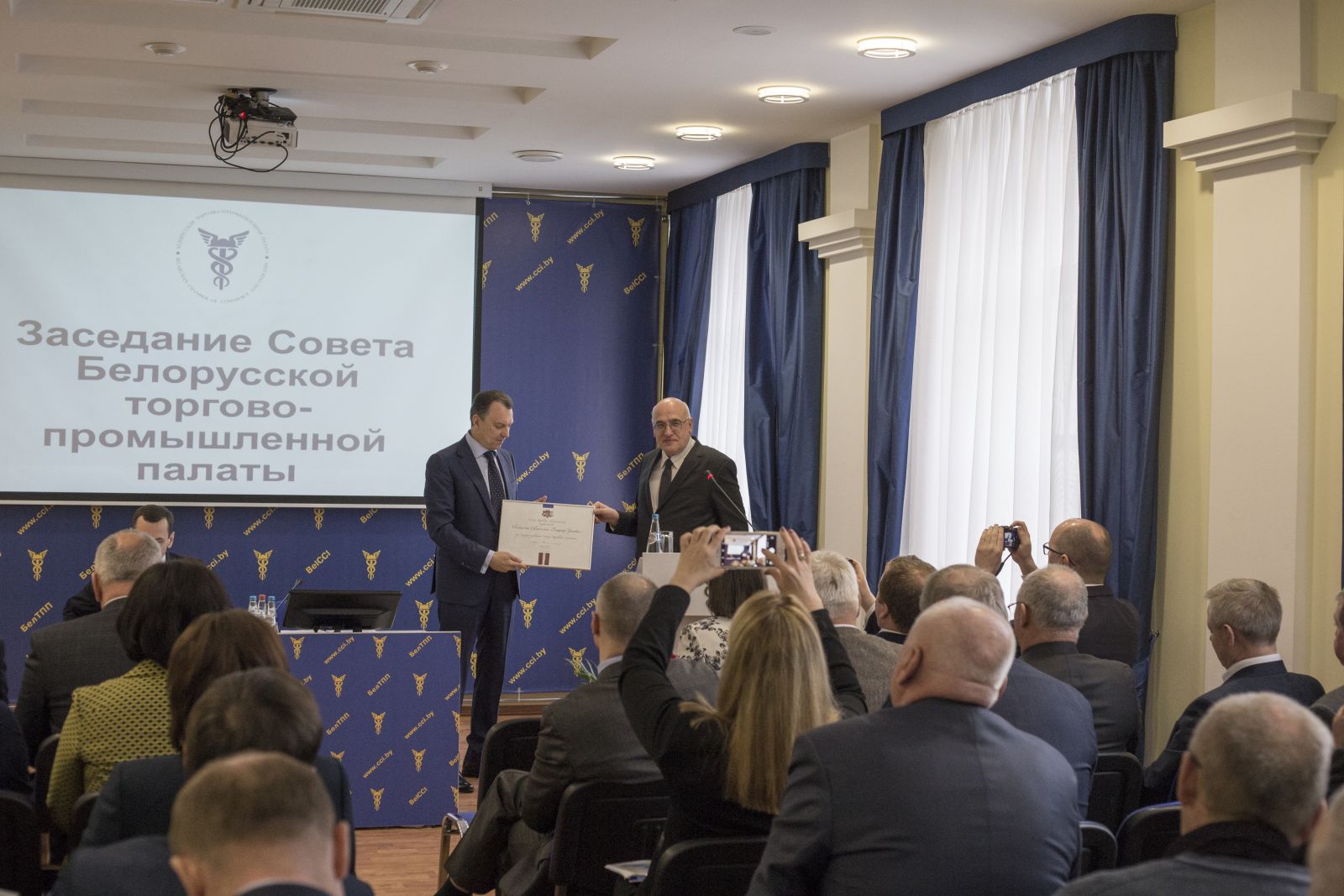 Председатель БелТПП Владимир Улахович награжден почетной грамотой Министерства иностранных дел Латвийской Республики