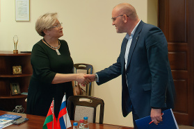 Deputy Chairman Denis Meleshkin meets with the President of the Chamber of Commerce and Industry of the Republic of Sakha (Yakutia) Marina Bogoslovskaya