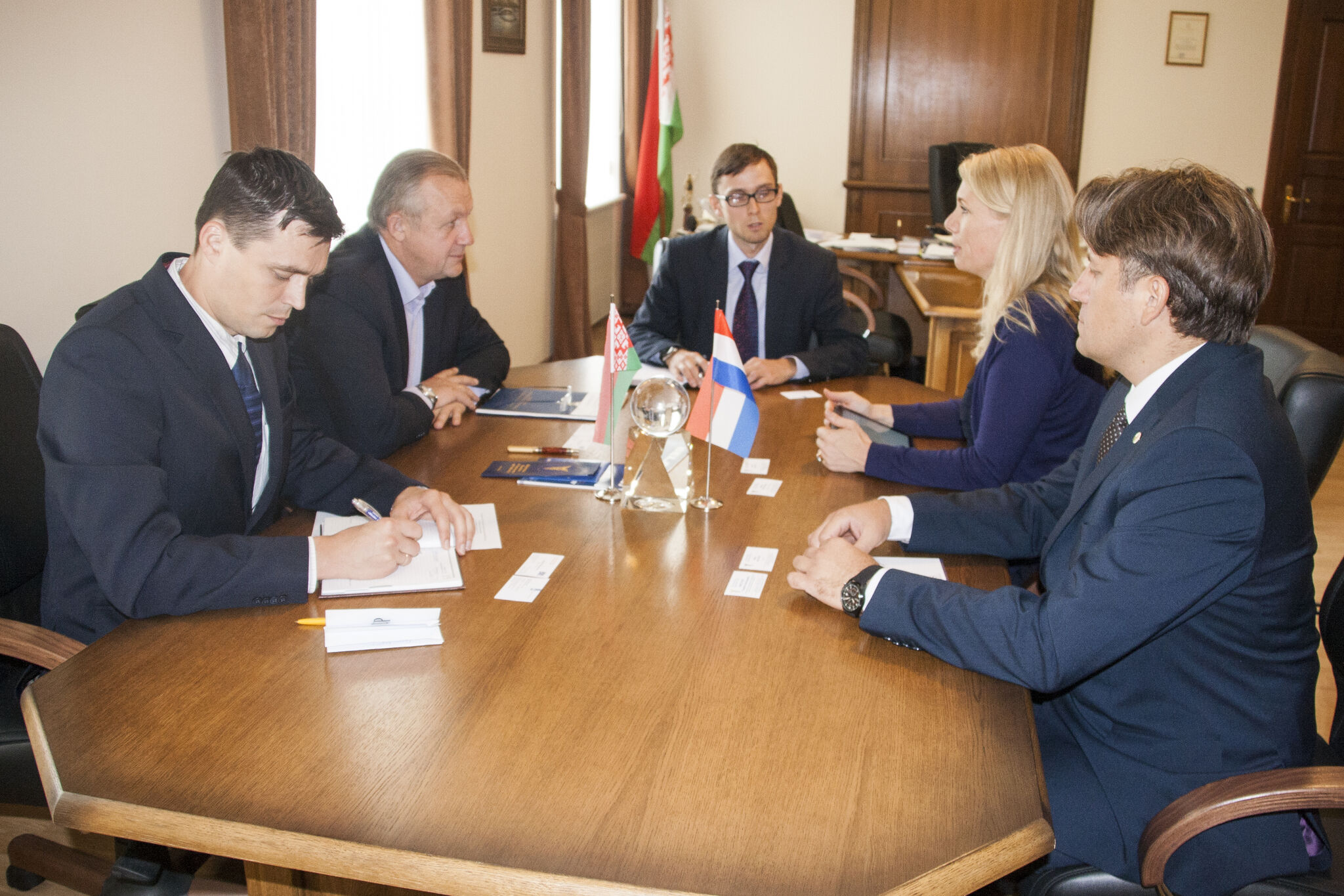 Встреча председателя БелТПП М.Мятликова с торговым советником Посольства Нидерландов Г.Корталс