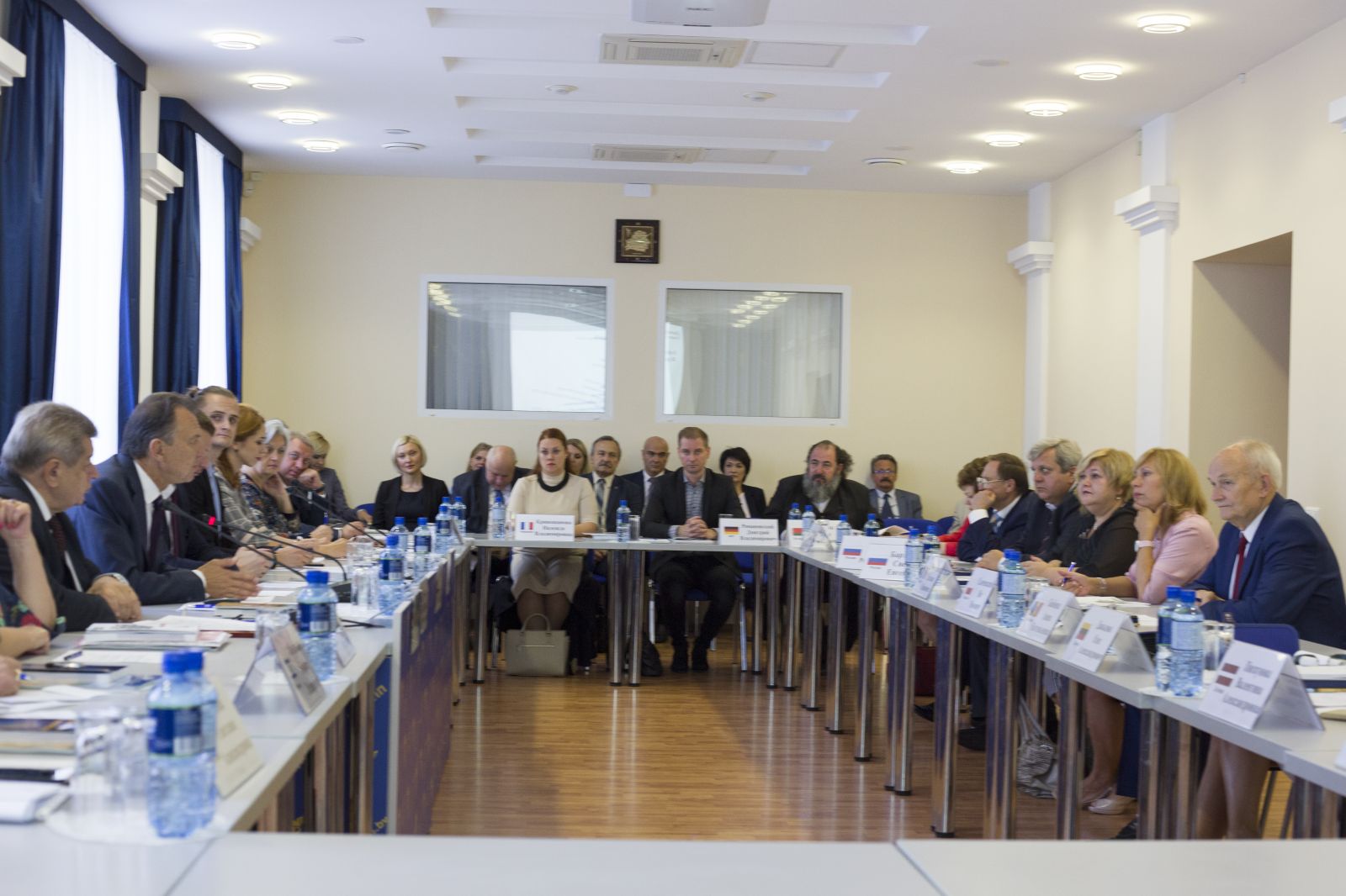 Круглый стол с участием членов Консультативного совета по делам белорусов зарубежья