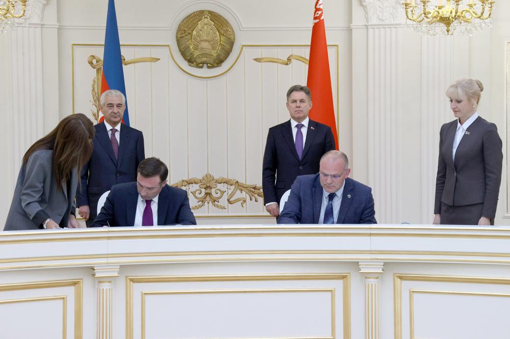 Signing of the Memorandum of Understanding between BelCCI and the Small and Medium Business Development Agency of Azerbaijan Signing of the Memorandum of Understanding between BelCCI and the Small and Medium Business Development Agency of Azerbaijan